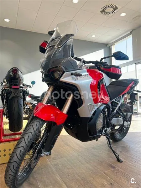 MV Agusta Enduro Veloce 17.500 € 2024 Girona - 1