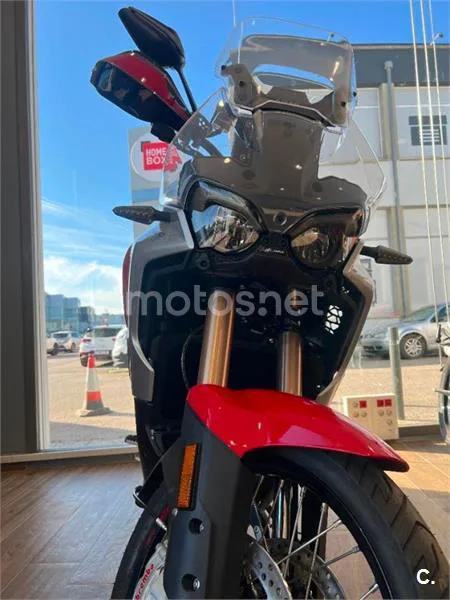 MV Agusta Enduro Veloce – Vista 5
