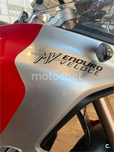 MV Agusta Enduro Veloce – Vista 6