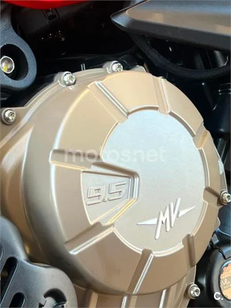 MV Agusta Enduro Veloce – Vista 7