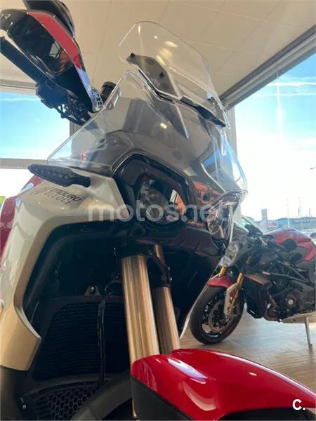 MV Agusta Enduro Veloce – Vista 8