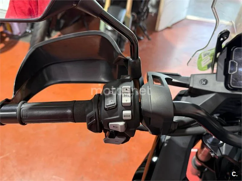 Honda NC 750 X – Vista 4
