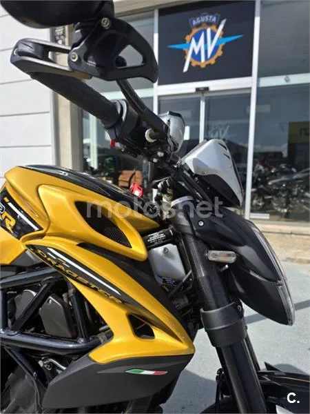 MV Agusta Dragster – Vista 8