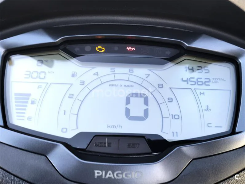 Piaggio Beverly – Vista 4