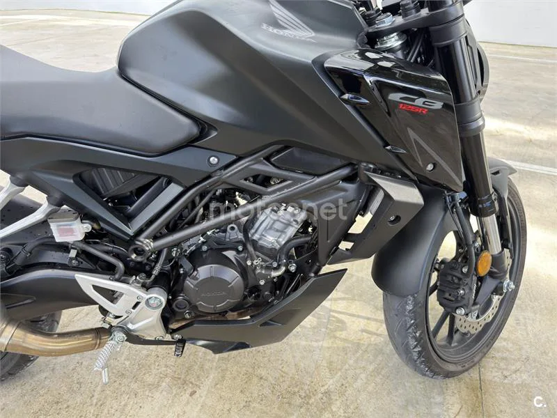 Honda CB 125 R – Vista 5