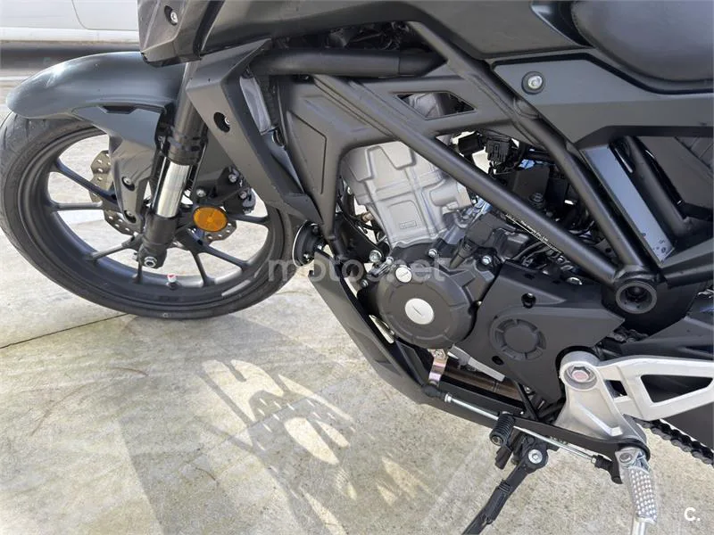 Honda CB 125 R – Vista 7