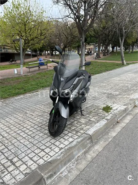 Yamaha XMAX 250 – Vista 5