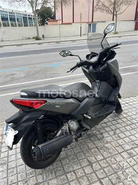 Yamaha XMAX 250 – Vista 10