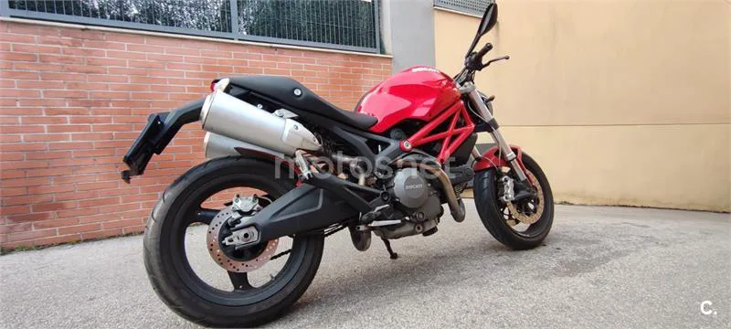 Ducati Monster 696 – Vista 5