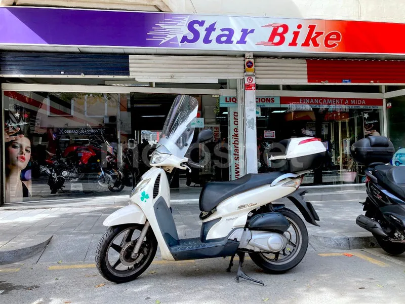 Honda SH125i 1490 € 2007 Barcelona - 1