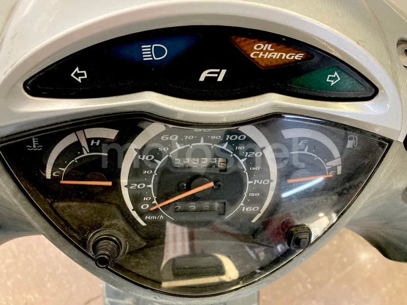 Honda SH125i - Vista 17