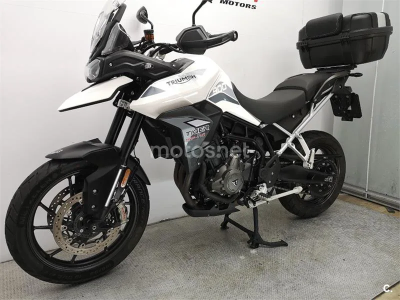 Triumph Tiger 900 – Vista 14