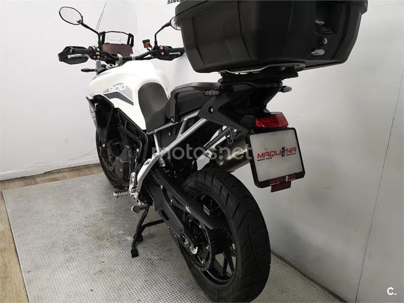 Triumph Tiger 900 – Vista 16