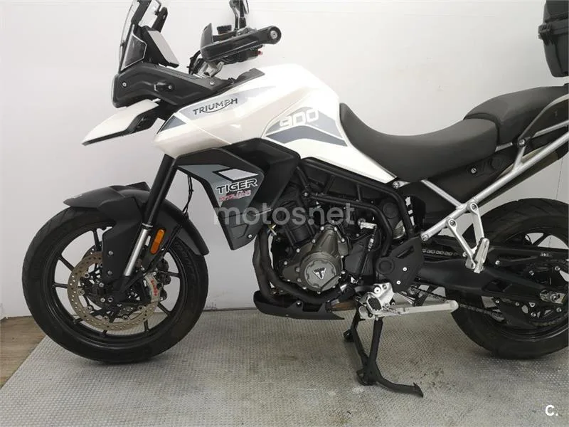 Triumph Tiger 900 – Vista 18