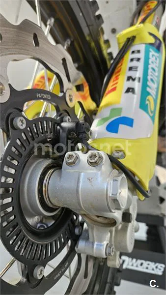 Husqvarna 701 Enduro – Vista 5