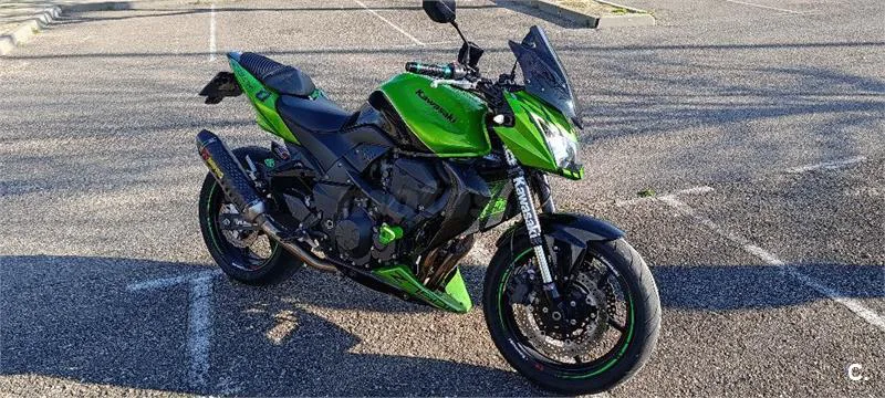 Kawasaki Z 750 – Vista 8