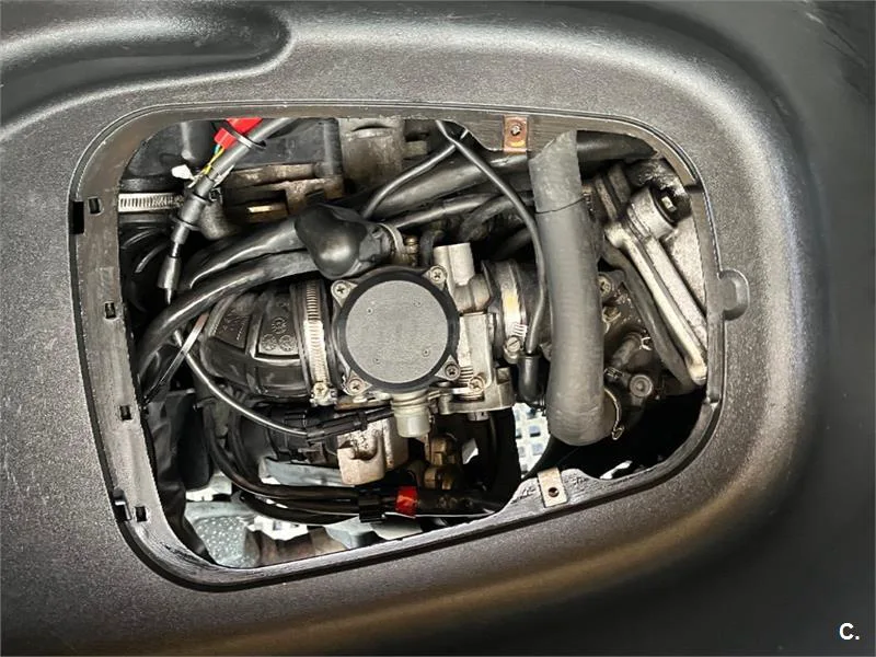 Piaggio X8 125 – Vista 3