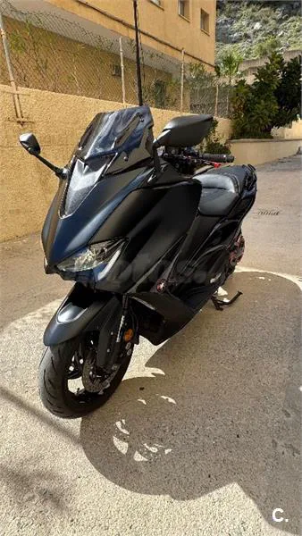 Yamaha TMAX 560 9800 € 2020 Granada - 1