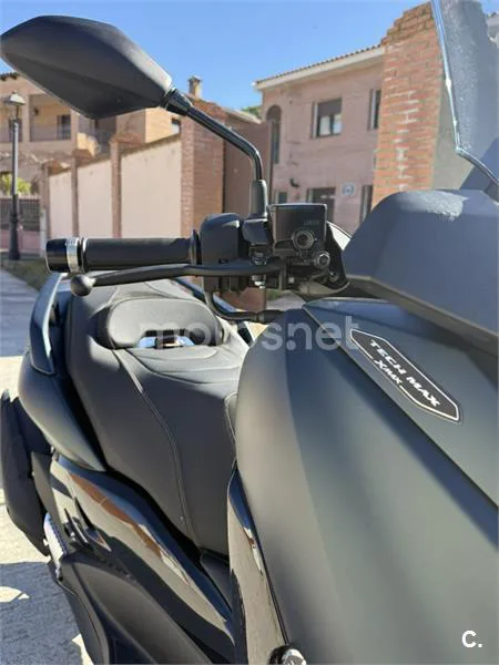 Yamaha XMAX 125 – Vista 5