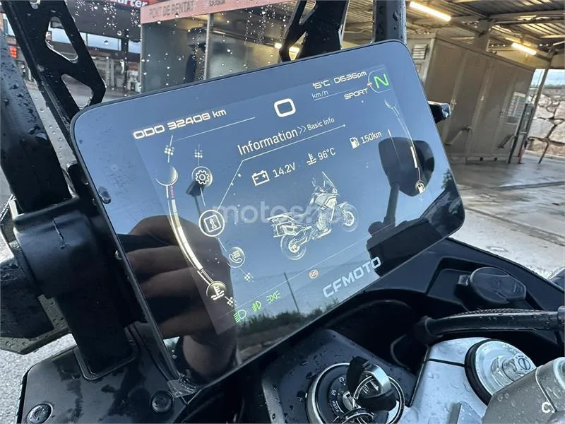 CFMOTO 800MT – Vista 12