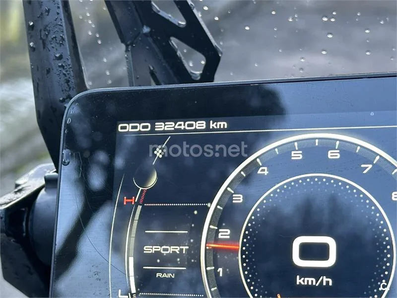 CFMOTO 800MT – Vista 7