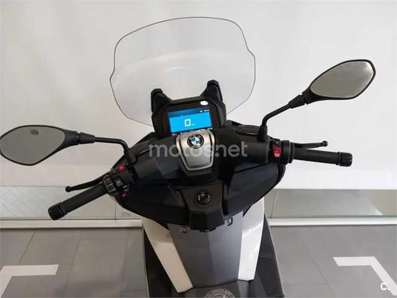 BMW C 400 GT – Vista 9