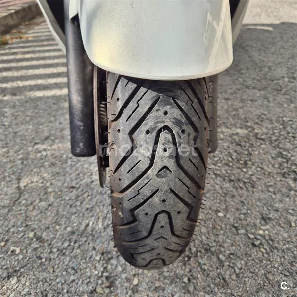 Honda NSS 300 Forza – Vista 5