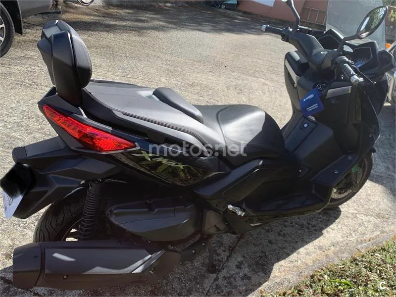 Yamaha XMAX 400 – Vista 2