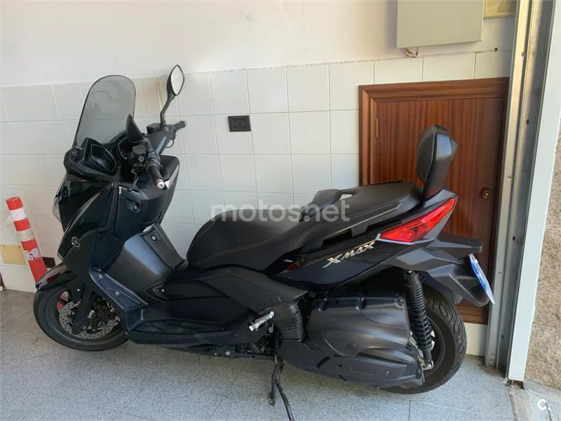 Yamaha XMAX 400 – Vista 3