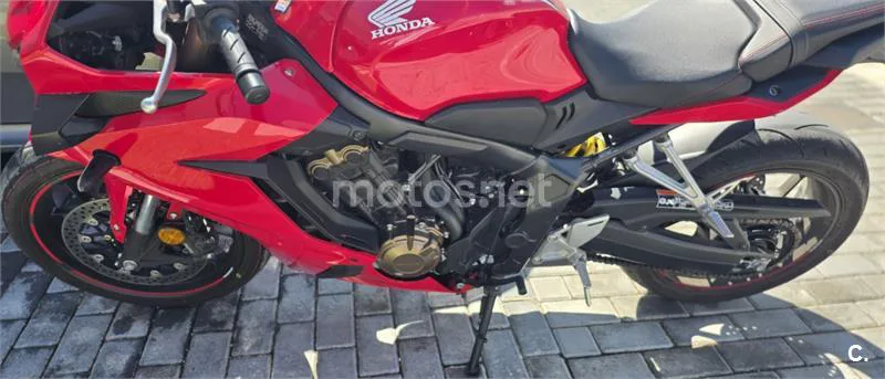 Honda CBR 650 R – Vista 9