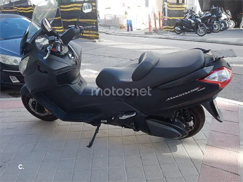 SYM Maxsym 600 – Vista 2