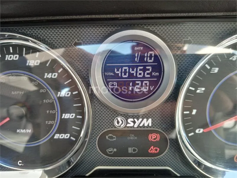 SYM Maxsym 600 – Vista 4