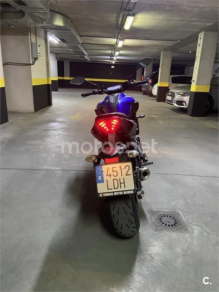 Yamaha MT-07 – Vista 7