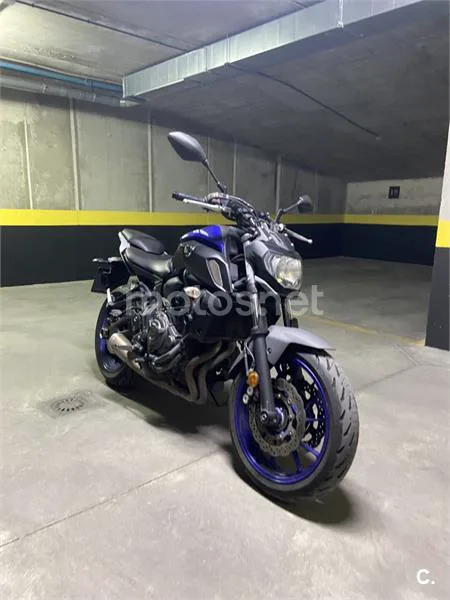 Yamaha MT-07 – Vista 9