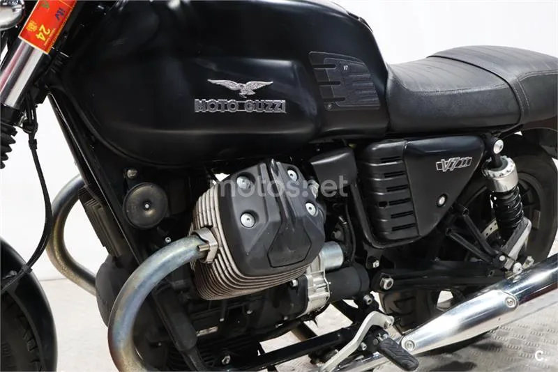 Moto Guzzi V7 II – Vista 13