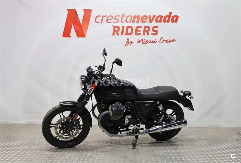 Moto Guzzi V7 II – Vista 4