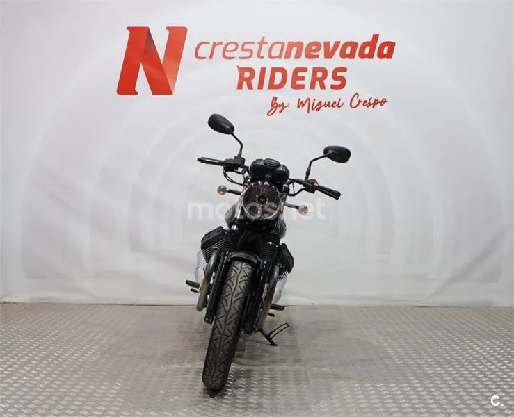 Moto Guzzi V7 II – Vista 5