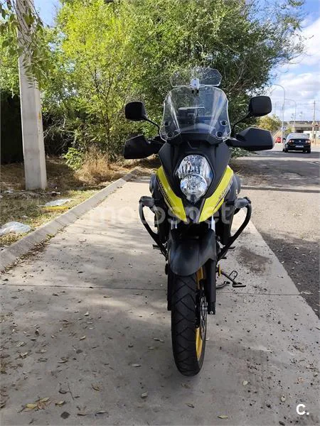 Suzuki V-Strom 650 XT – Vista 4