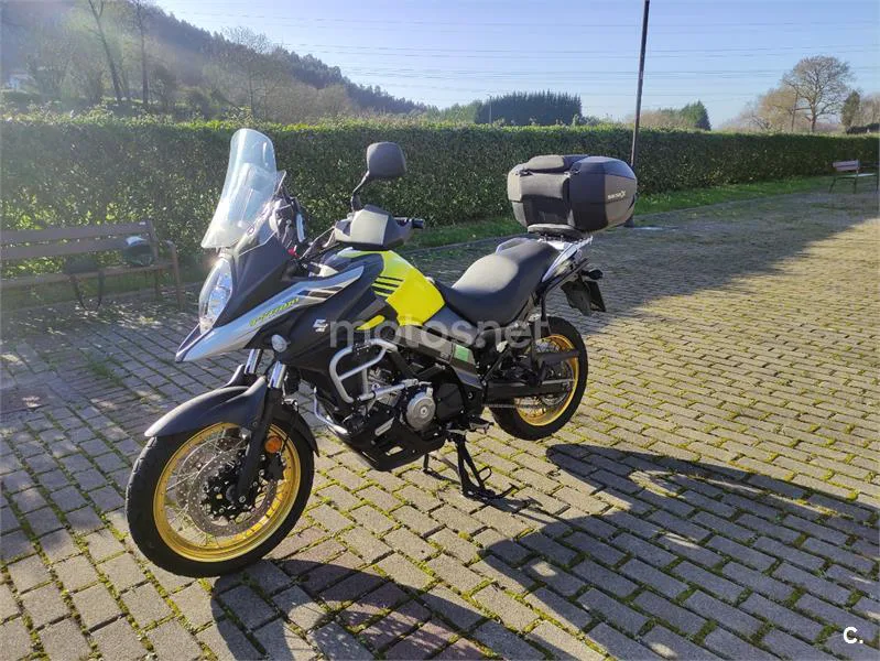 Suzuki V-Strom 650 XT – Vista 11