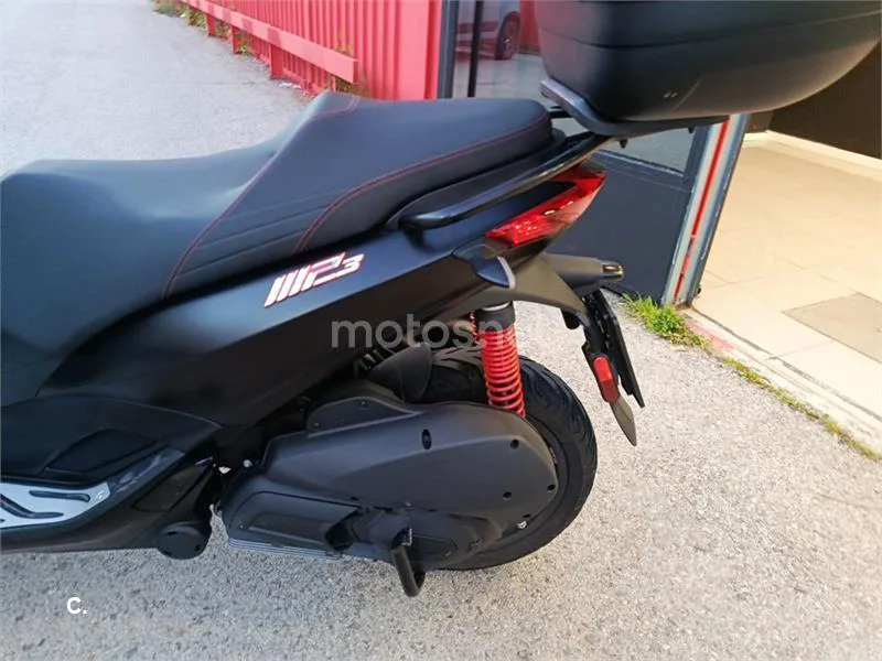 Piaggio MP3 – Vista 11