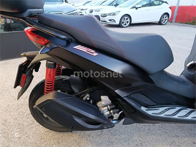 Piaggio MP3 – Vista 12