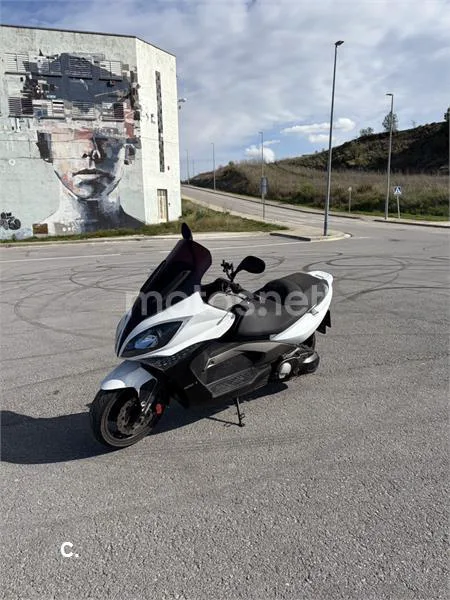 Kymco Xciting 400 – Vista 5