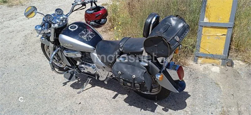 Hyosung GV 250 AQUILA – Vista 3