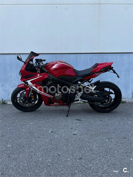 Honda CBR 650 R – Vista 3