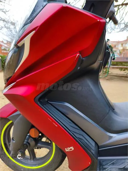 Kymco Super Dink 125 – Vista 8