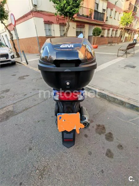 Kymco Agility City 125 – Vista 5