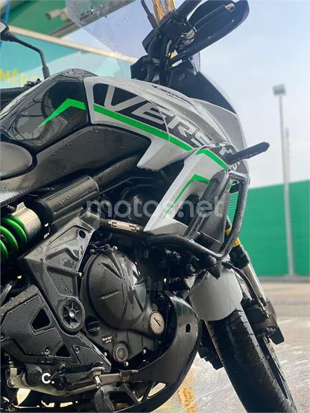Kawasaki Versys – Vista 3