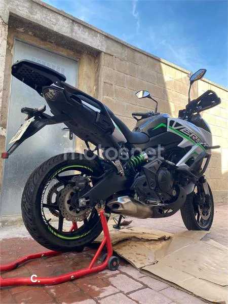 Kawasaki Versys – Vista 6