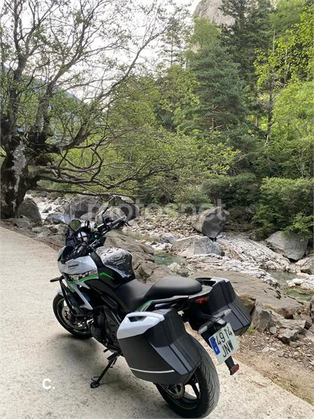 Kawasaki Versys – Vista 7