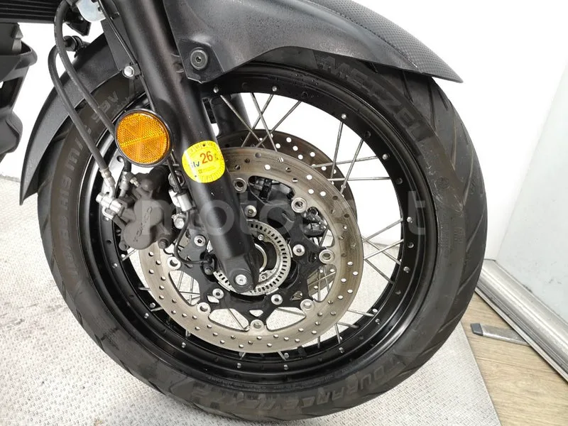 Suzuki V-Strom 650 XT – Vista 11